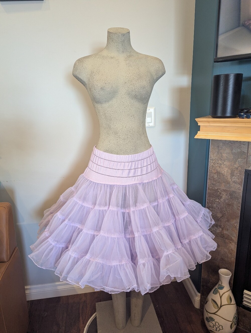 Vintage purple ruffle petticoat/crinoline. Made in USA Tag marked OS Fits Medium